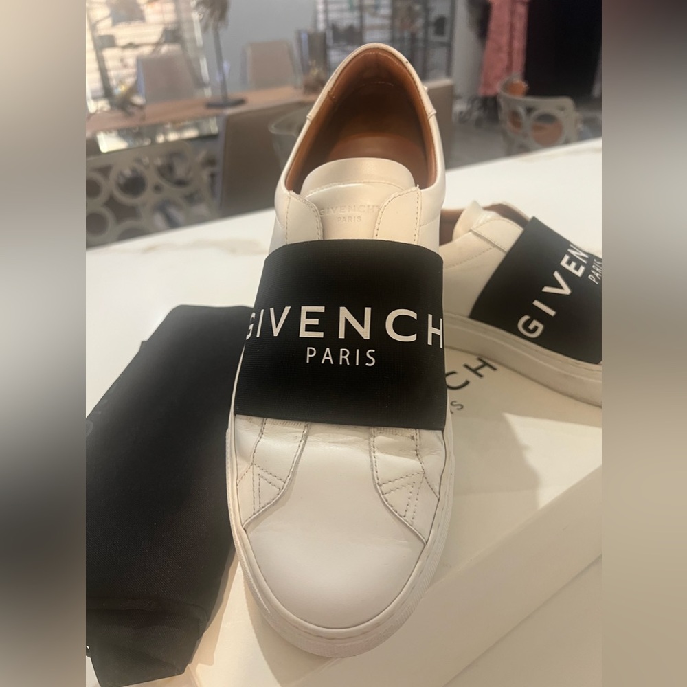 Givenchi Urban street sneaker
